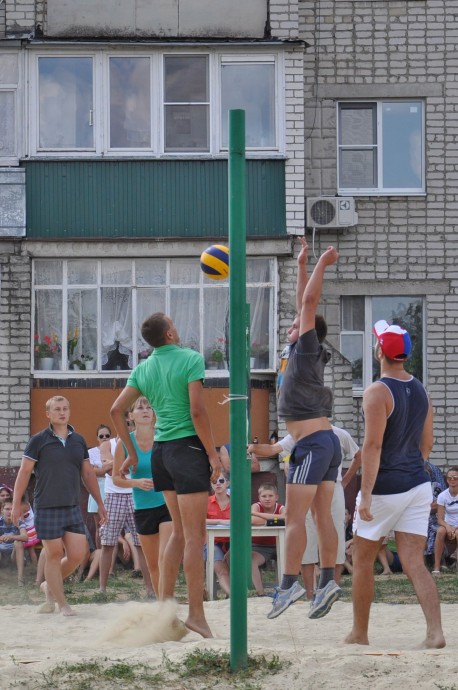Городской турнир по волейболу
